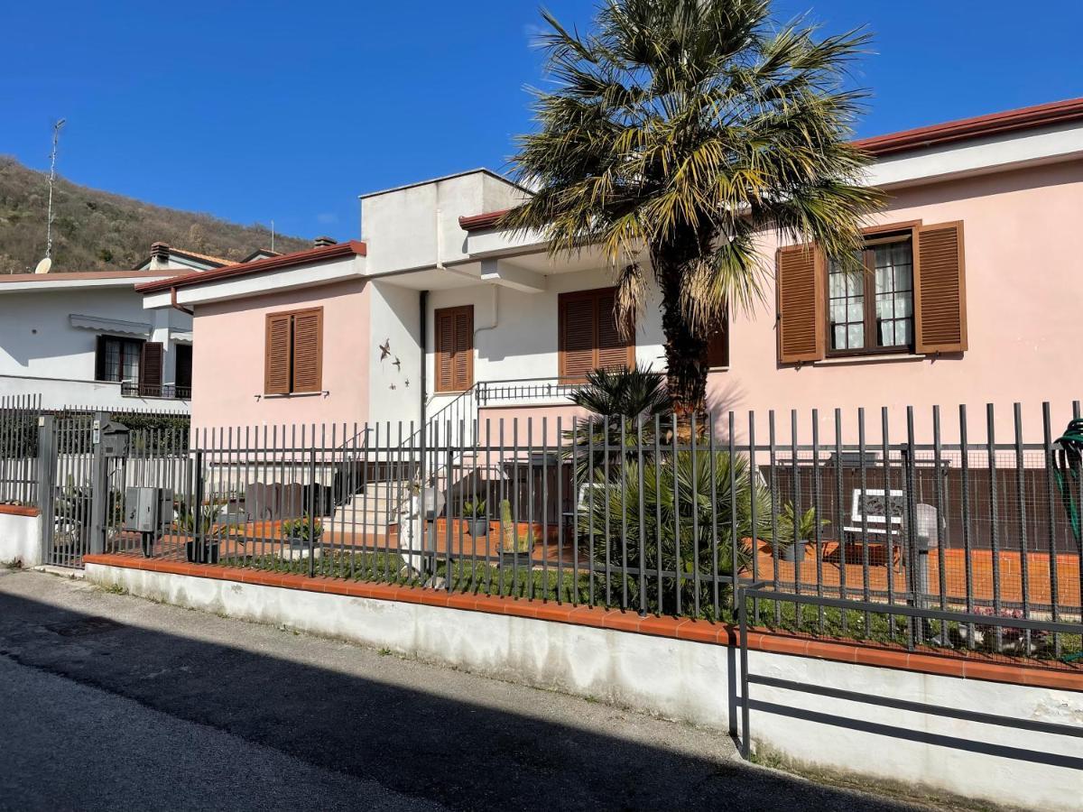 Villa Antonella Pozzilli Exterior photo
